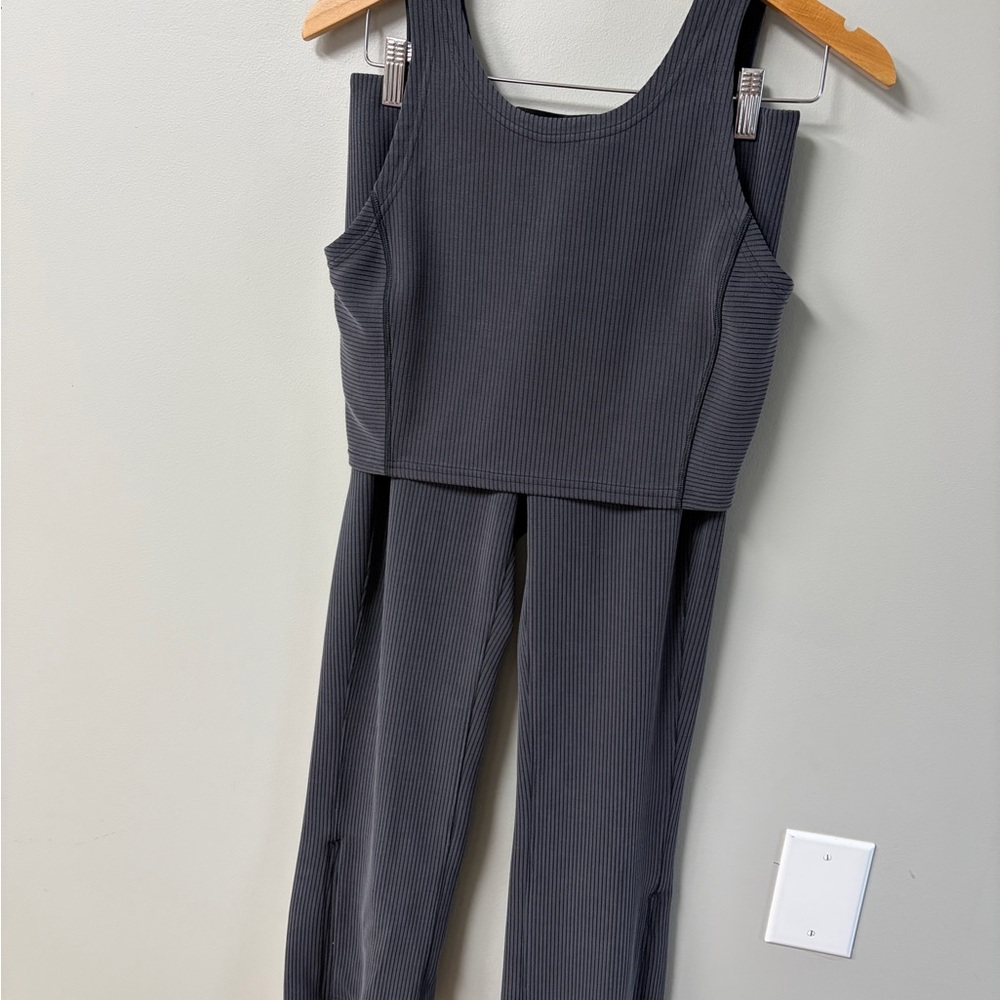 Lululemon Athletica Charcoal tank and pant set